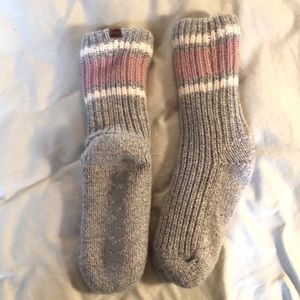 Reading socks